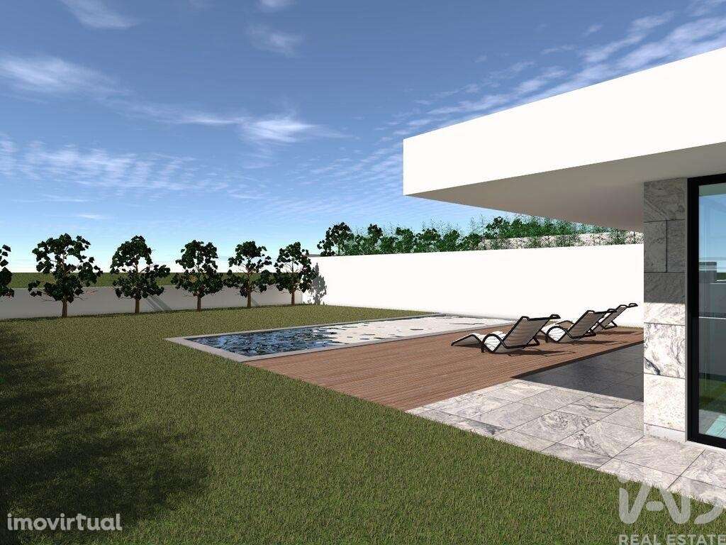 Casa / Villa T4 em Évora de Alcobaça de 196,18 m2 - Grande imagem: 4/21
