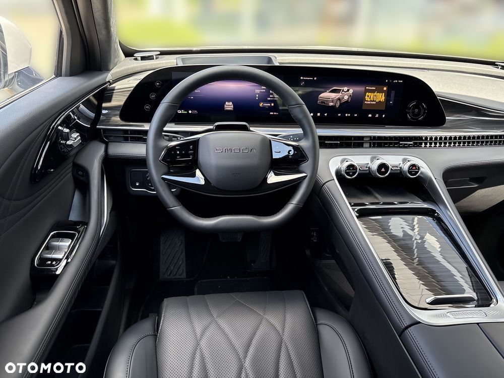 Omoda 9 1.5 Super Hybrid Exclusive AWD - 13