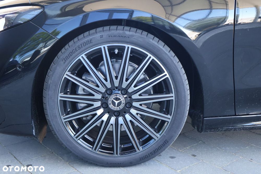 Mercedes-Benz CLA - 22