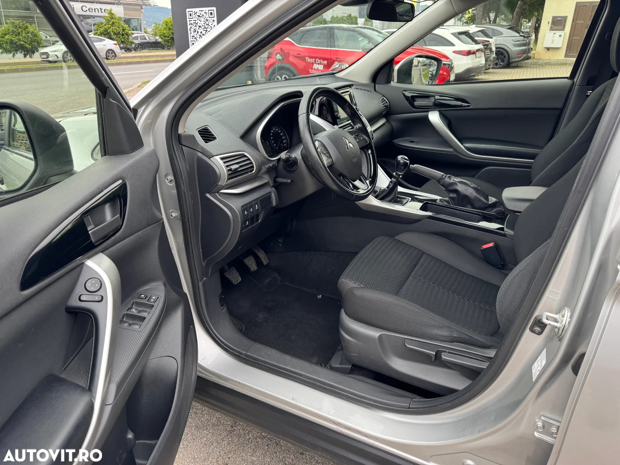 Mitsubishi Eclipse-Cross 1.5-litre 16-valve DOHC MIVEC Inform - 5