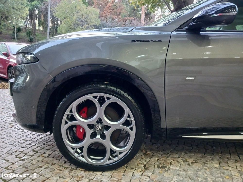 Alfa Romeo Tonale 1.3 Plug-In Hybrid Edizione Speciale e-AWD - 9