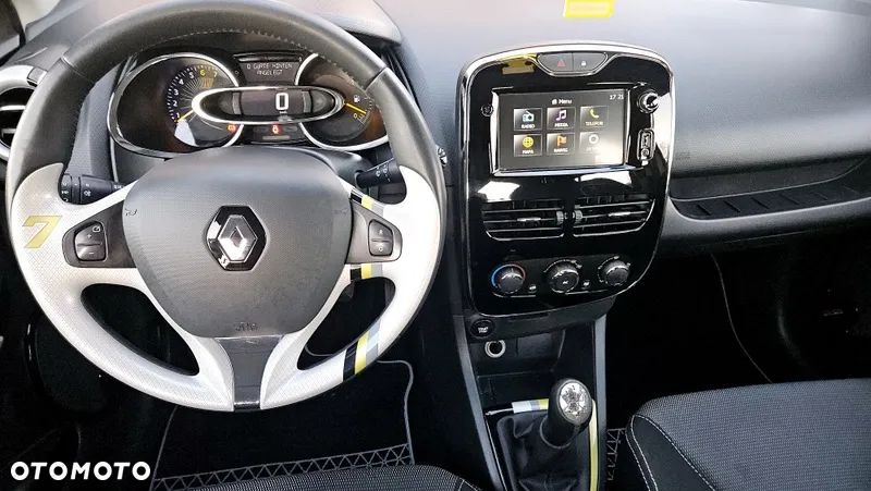 Renault Clio 1.2 16V 75 Expression - 2