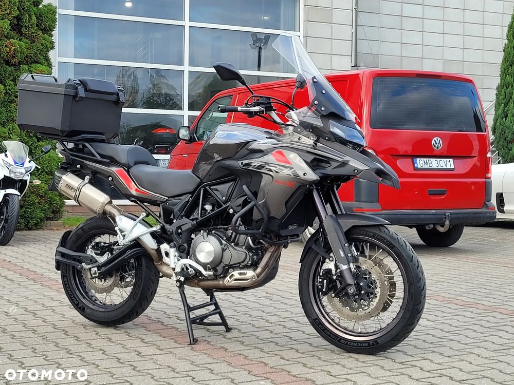 Benelli TRK 502X