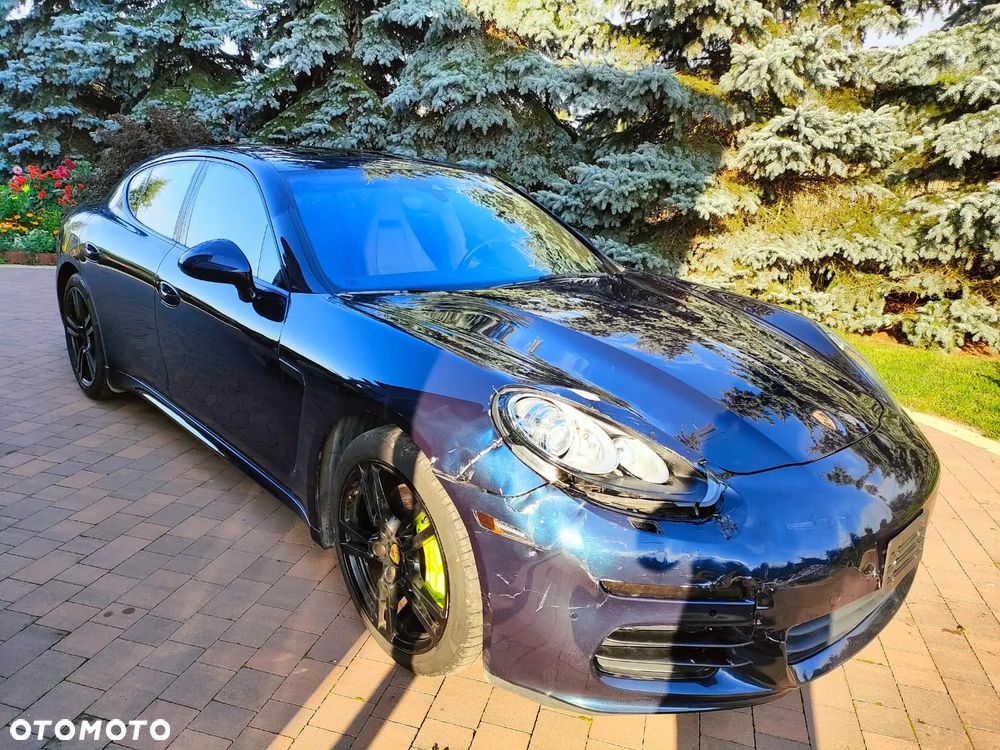 Porsche Panamera 4 PDK - 9