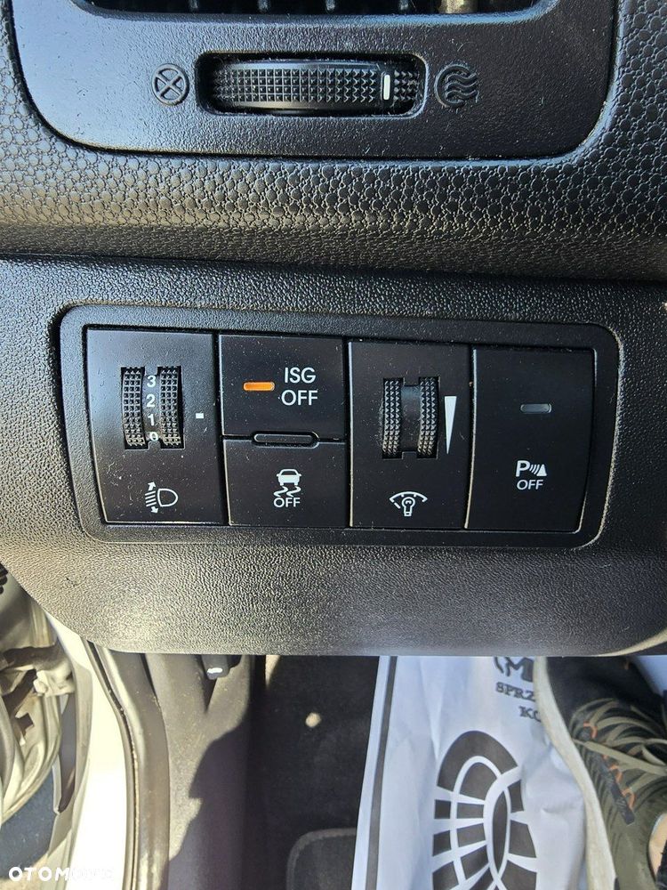 Kia Venga - 23