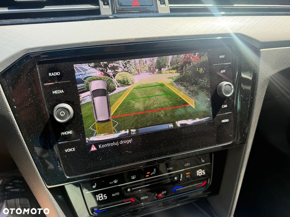 Volkswagen Passat 2.0 TDI EVO Elegance DSG - 22