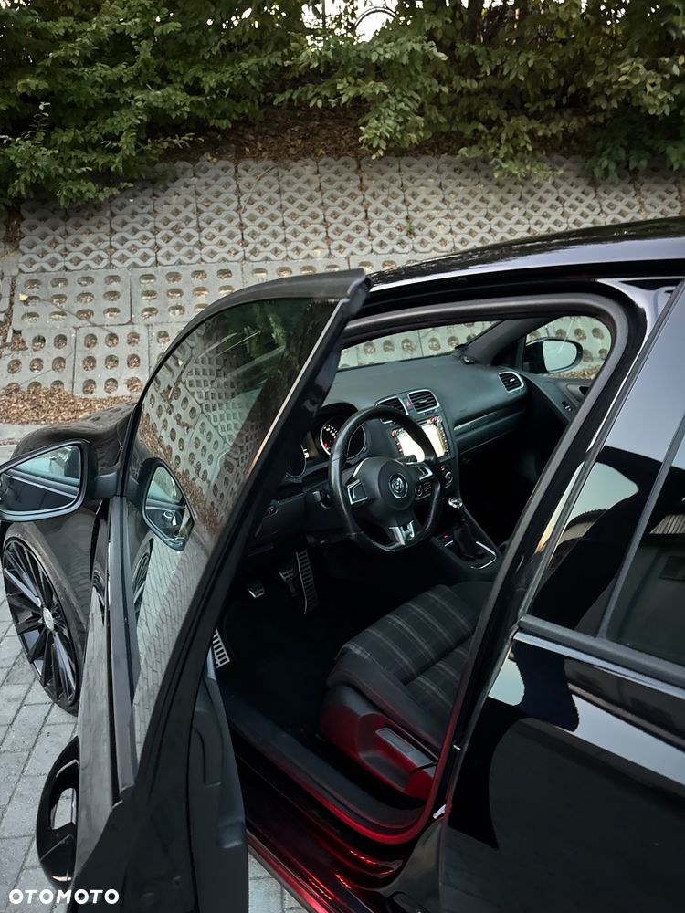 Volkswagen Golf ver-2-0-gti - 17
