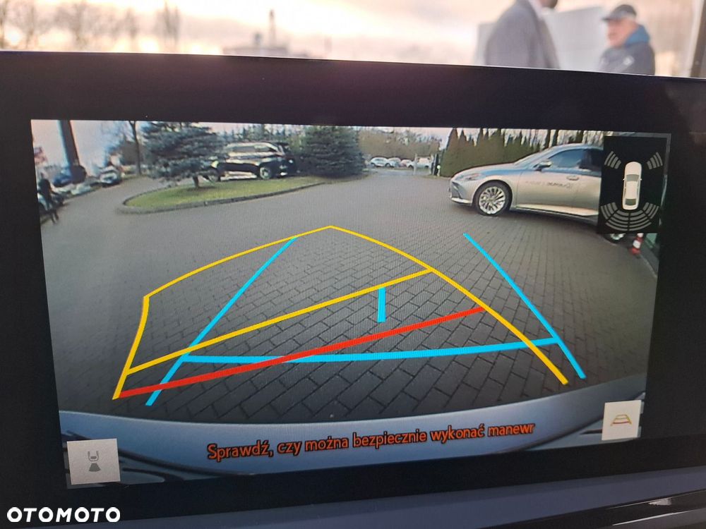 Lexus ES 300h F Sport Edition - 37