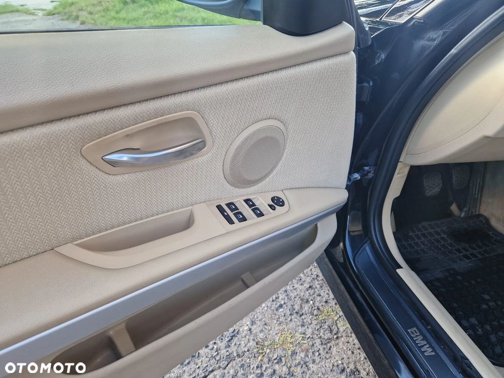 BMW Seria 3 - 19