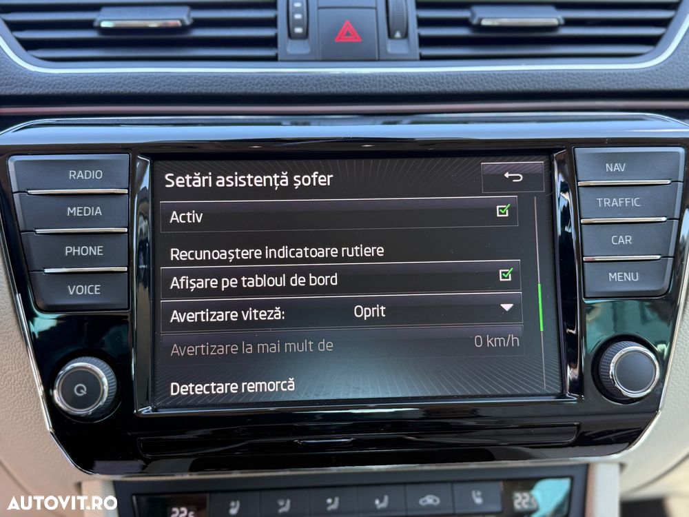Skoda Superb 2.0 TDI 4X4 DSG Laurin & Klement - 15