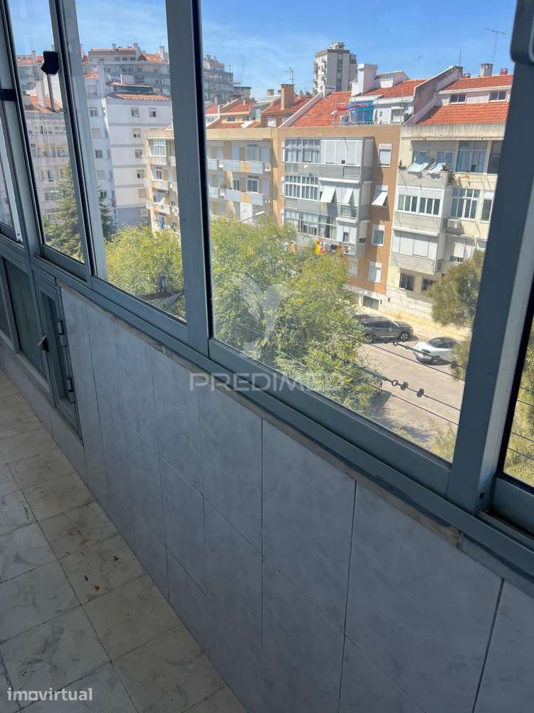 Apartamento T2 Benfica - Grande imagem: 5/25