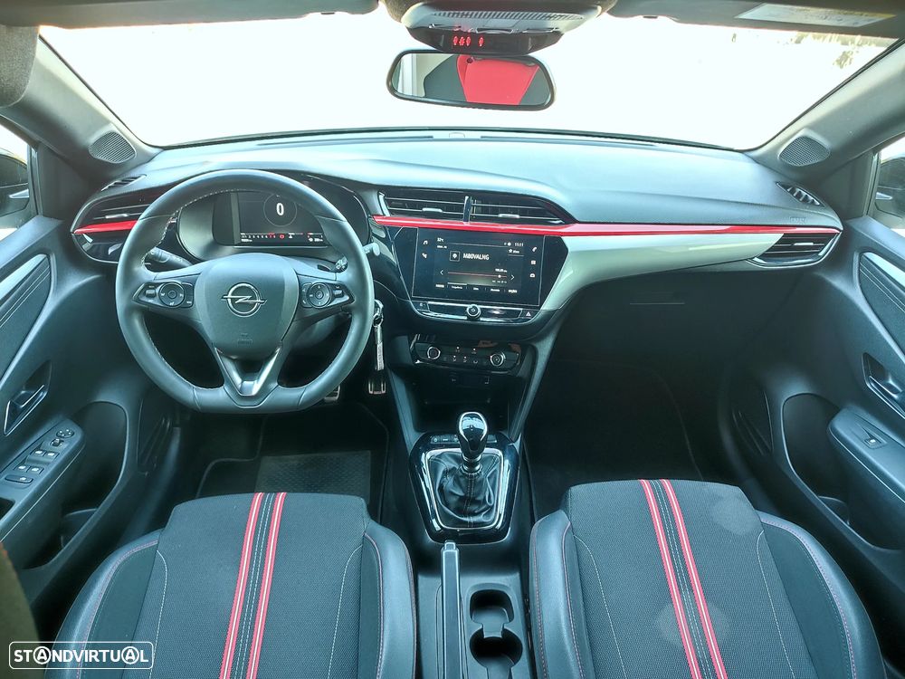 Opel Corsa 1.2 T GS - 11