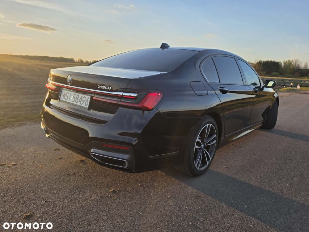 BMW Seria 7 - 18