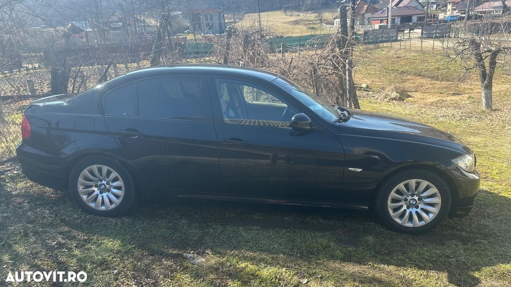 BMW Seria 3 318i - 20