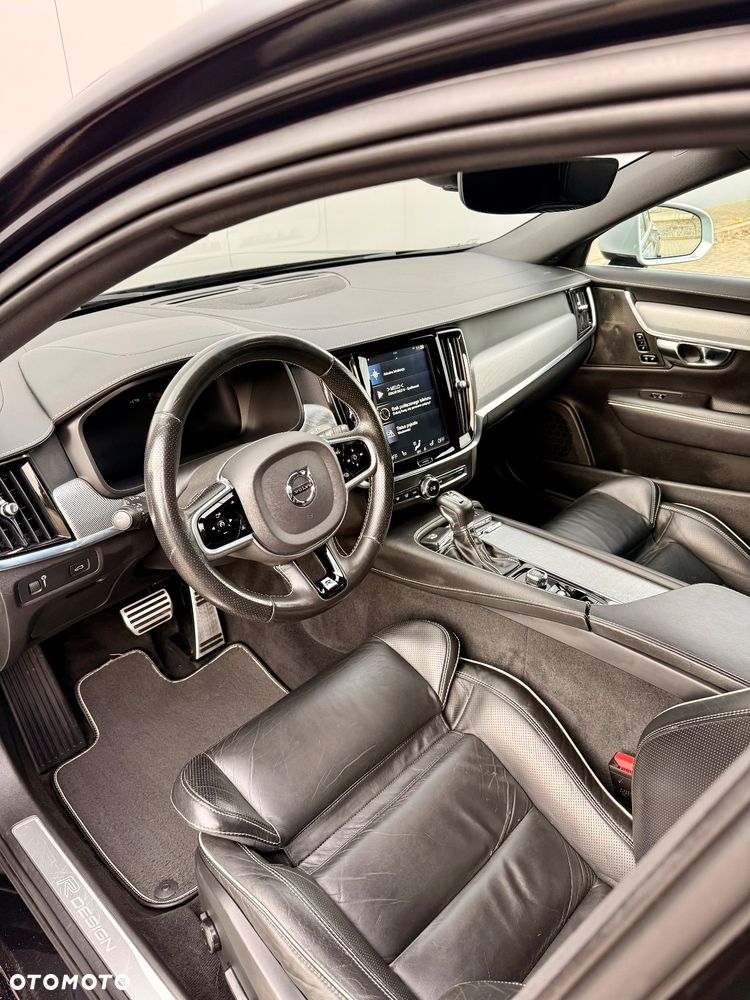 Volvo V90 T4 R-Design - 19