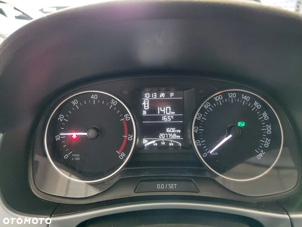 Skoda Fabia 1.0 TSI Ambition DSG - 7