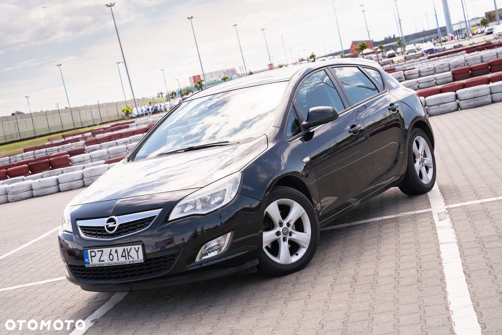 Opel Astra 1.7 CDTI Edition 150 - 1