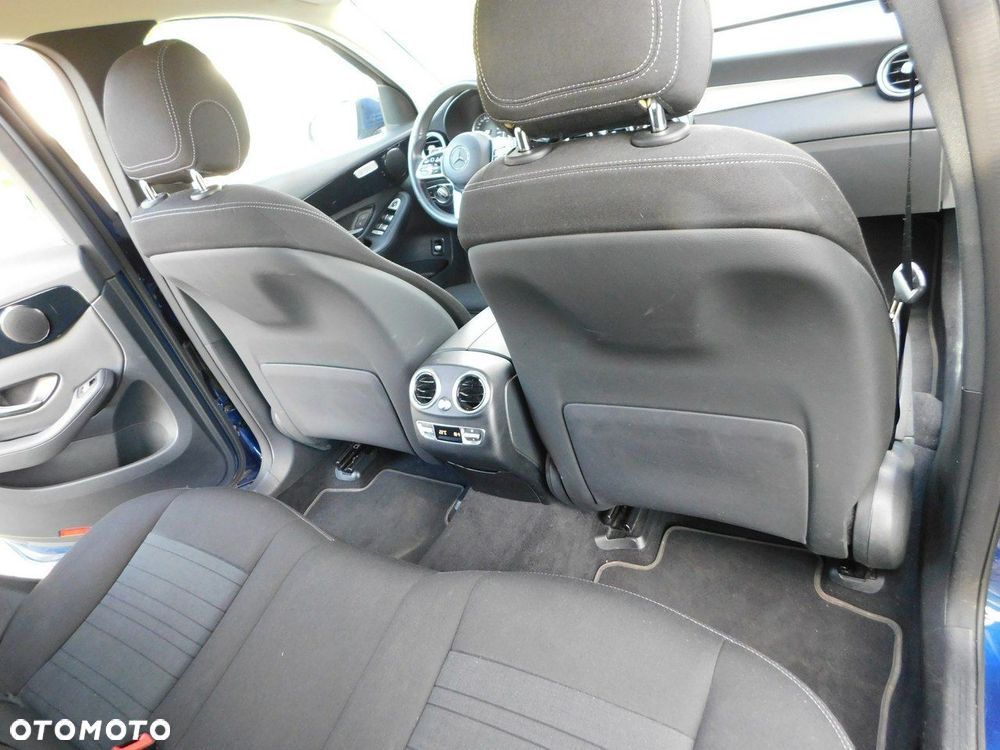 Mercedes-Benz GLC 200 d Business Edition - 12