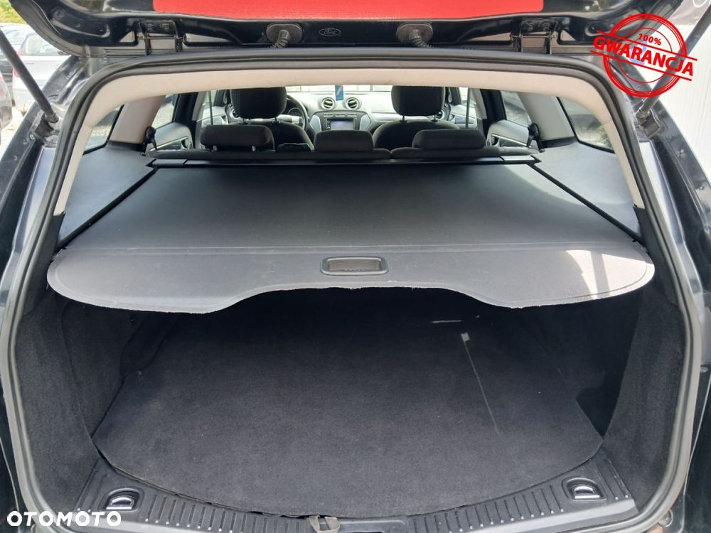 Ford Mondeo 2.0 TDCI Ghia - 40