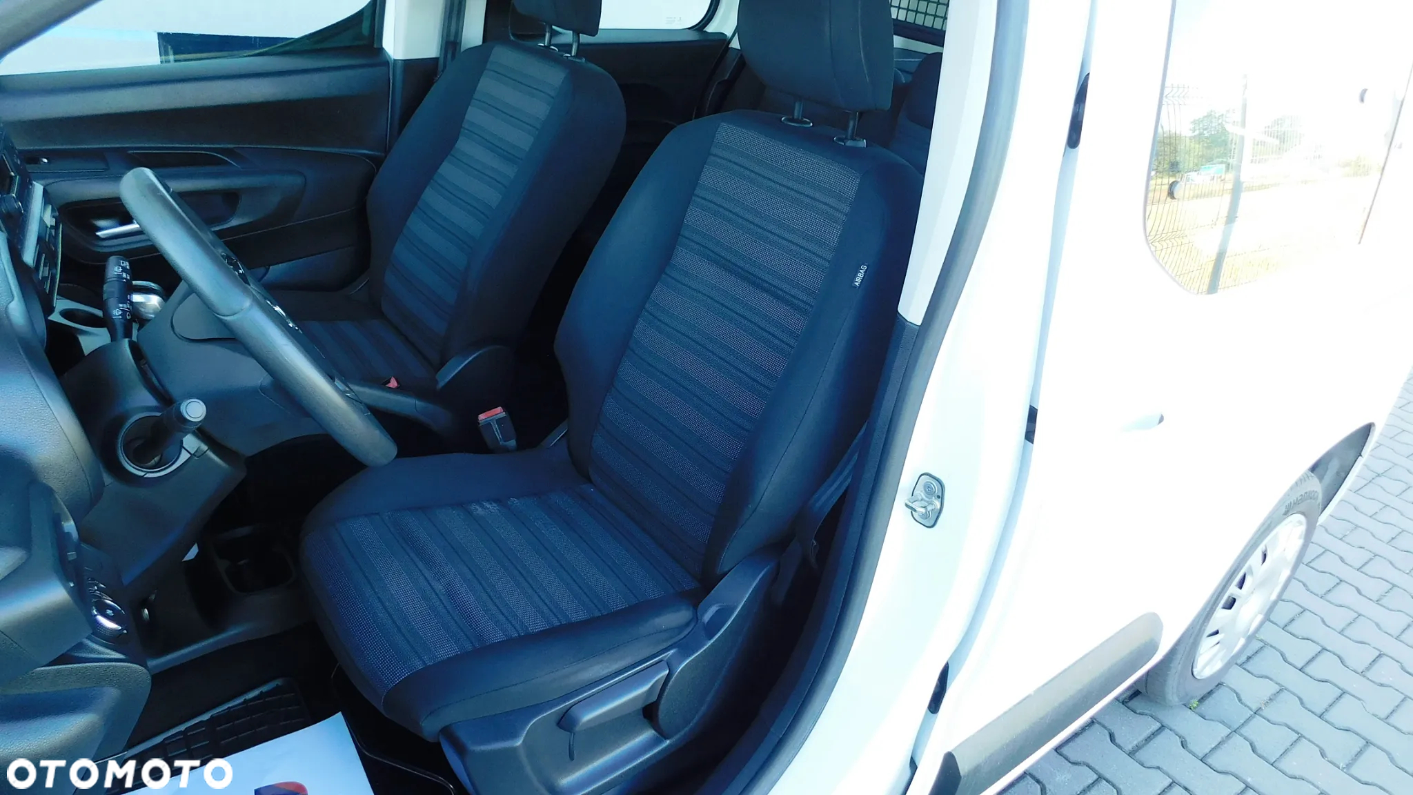 Opel Combo Life 1.5 CDTI Edition Plus S&S - 10