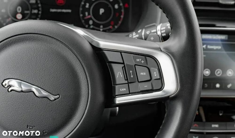 Jaguar F-Pace 2.0 i4P AWD 300 Sport - 19