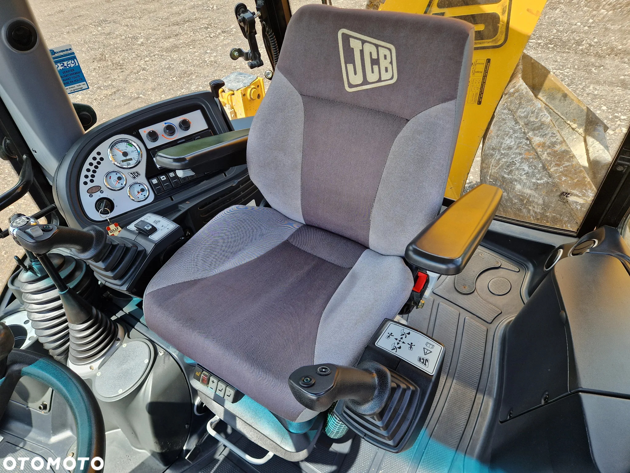 JCB 3CX - 9