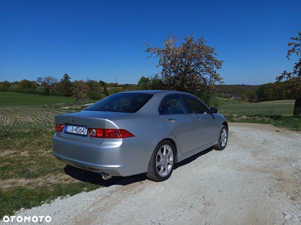Honda Accord 2.0 Executive - 2