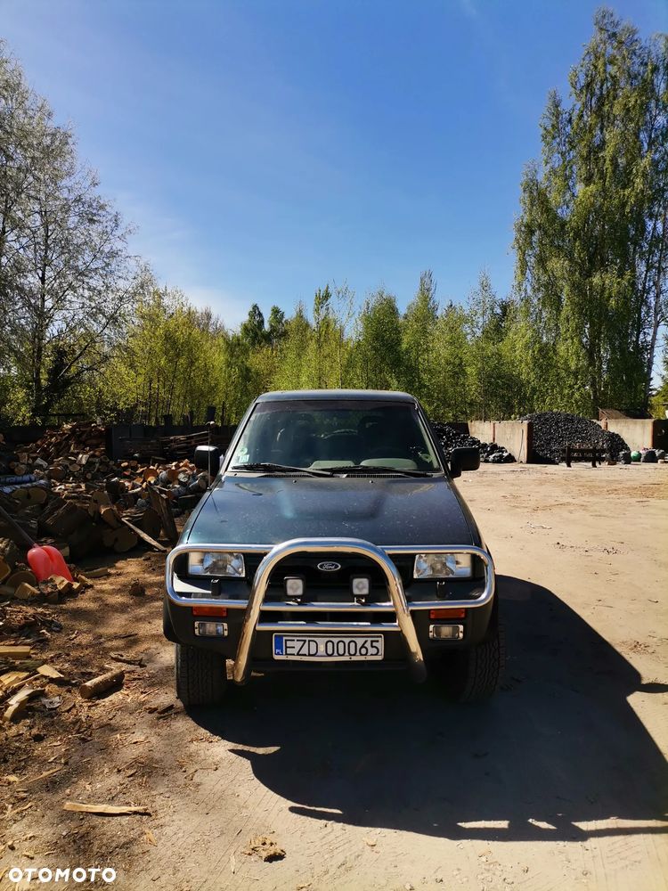Ford Maverick 2.4 GLX - 3