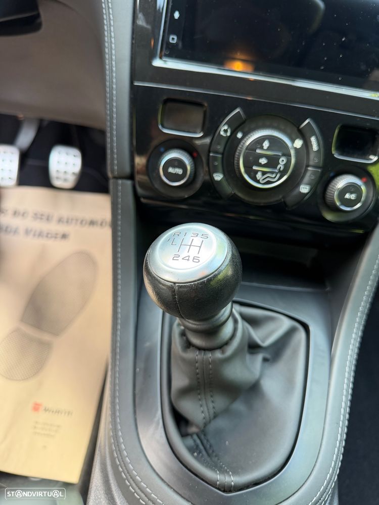 Peugeot RCZ 1.6 THP - 12