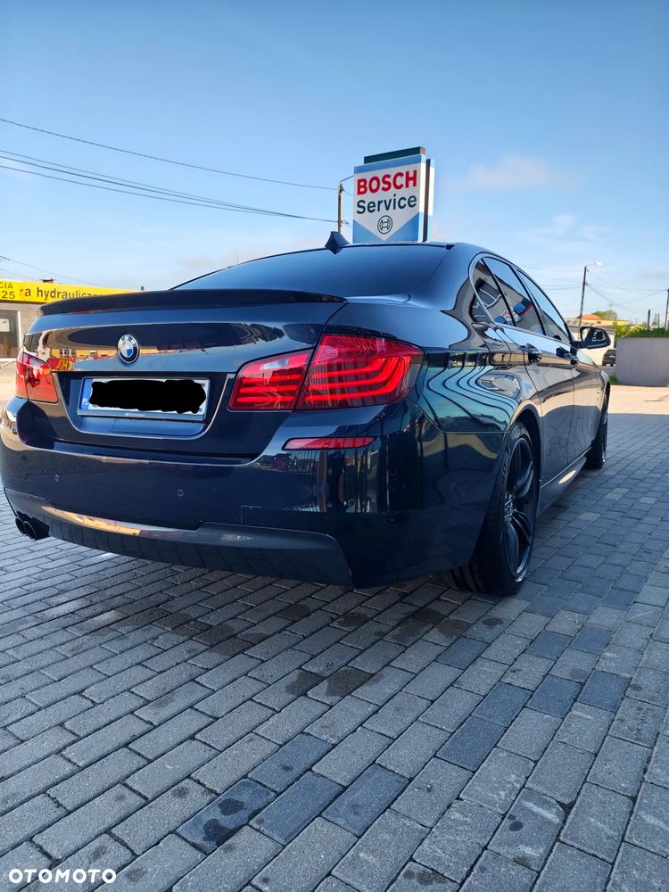 BMW Seria 5 520i Sport-Aut - 9