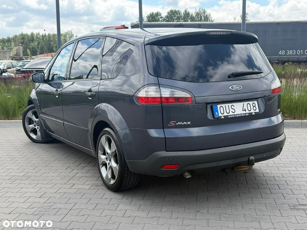 Ford S-Max - 19