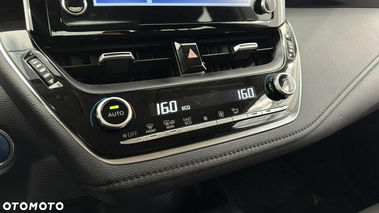 Toyota Corolla 1.8 Hybrid Active - 21