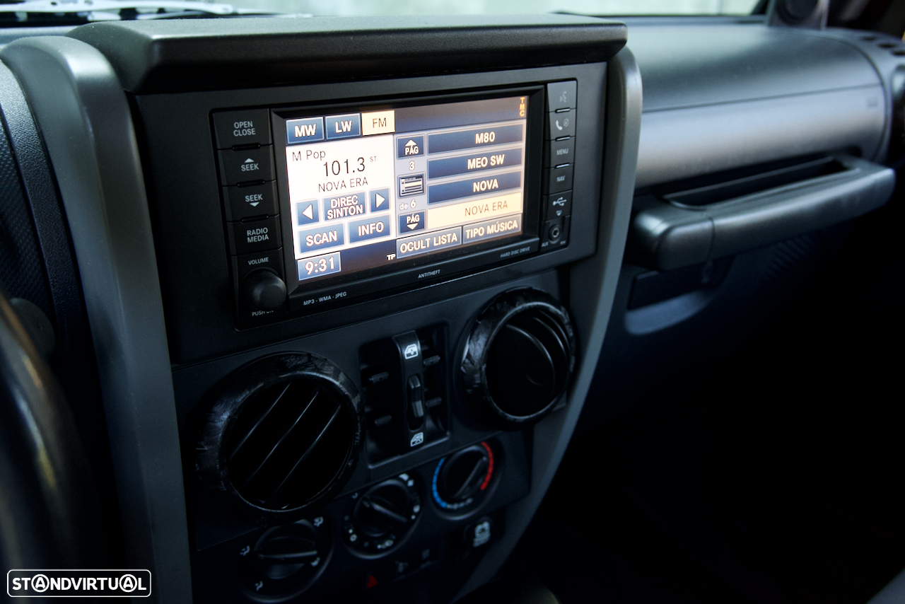 Jeep Wrangler Unlimited 2.8 CRD ATX Sahara Limited - 26