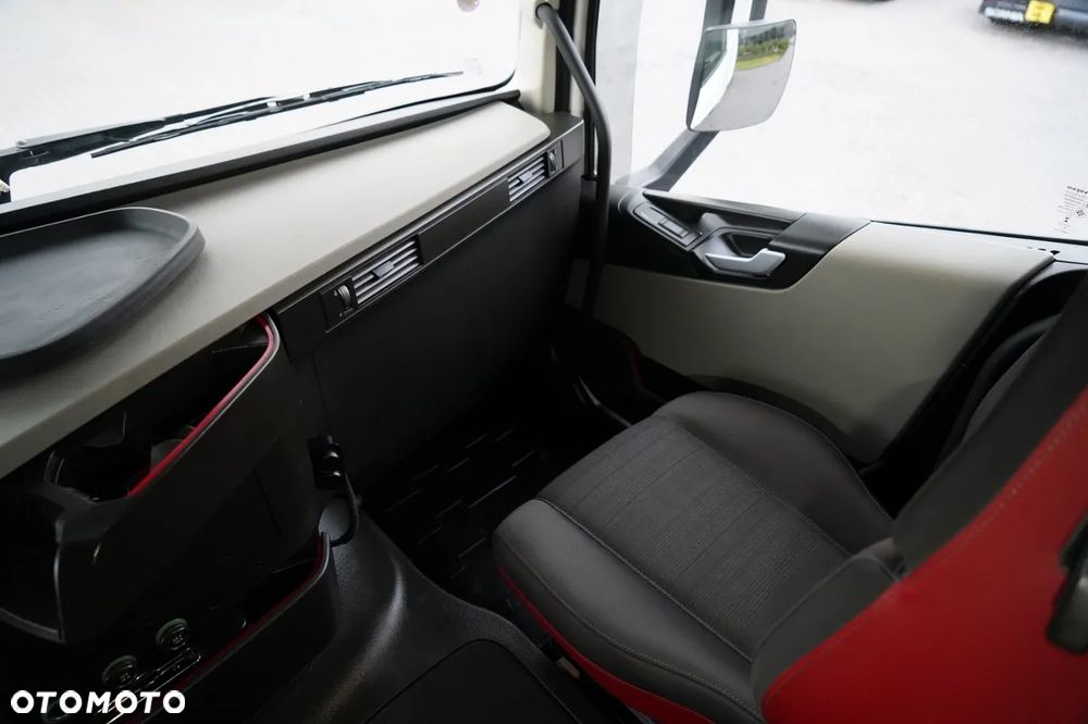 Volvo FH 460 /  LOWDECK / MEGA / I-SHIFT - 31