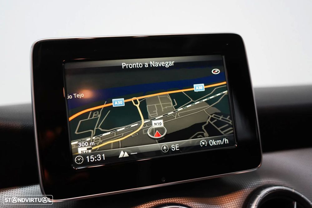 Mercedes-Benz CLA 180 d Urban Aut. - 11