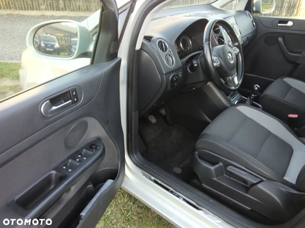 Volkswagen Golf Plus - 25