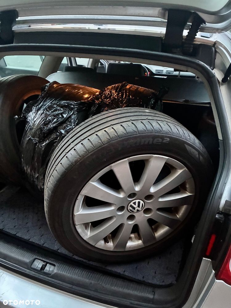 Volkswagen Passat 2005 photo 5