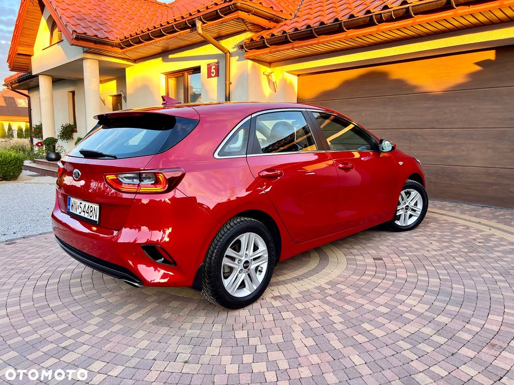 Kia Ceed 1.6 CRDi SCR M - 26
