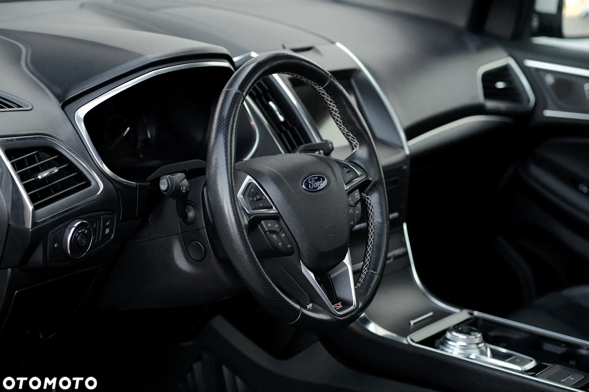 Ford Edge - 16
