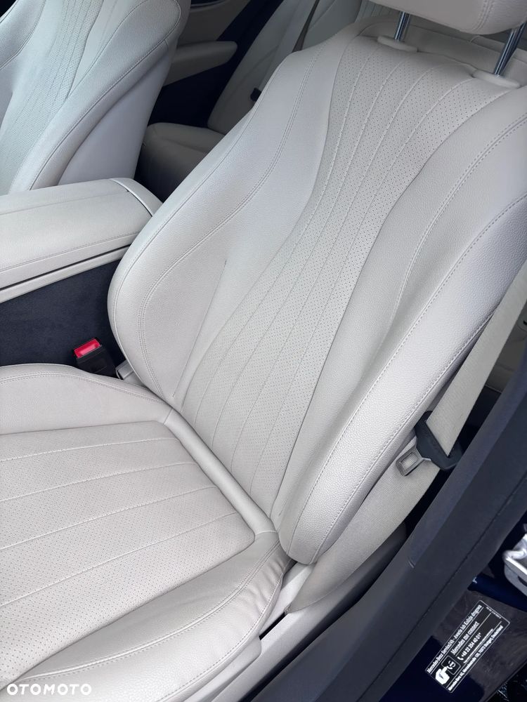 Mercedes-Benz Klasa E 200 Business Edition - 14
