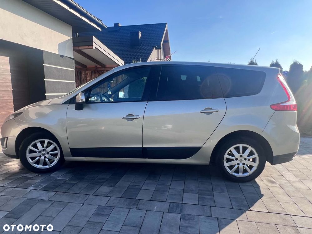 Renault Scenic - 10