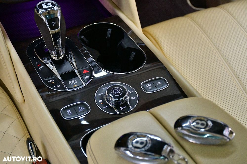 Bentley Bentayga W12 Mulliner - 20