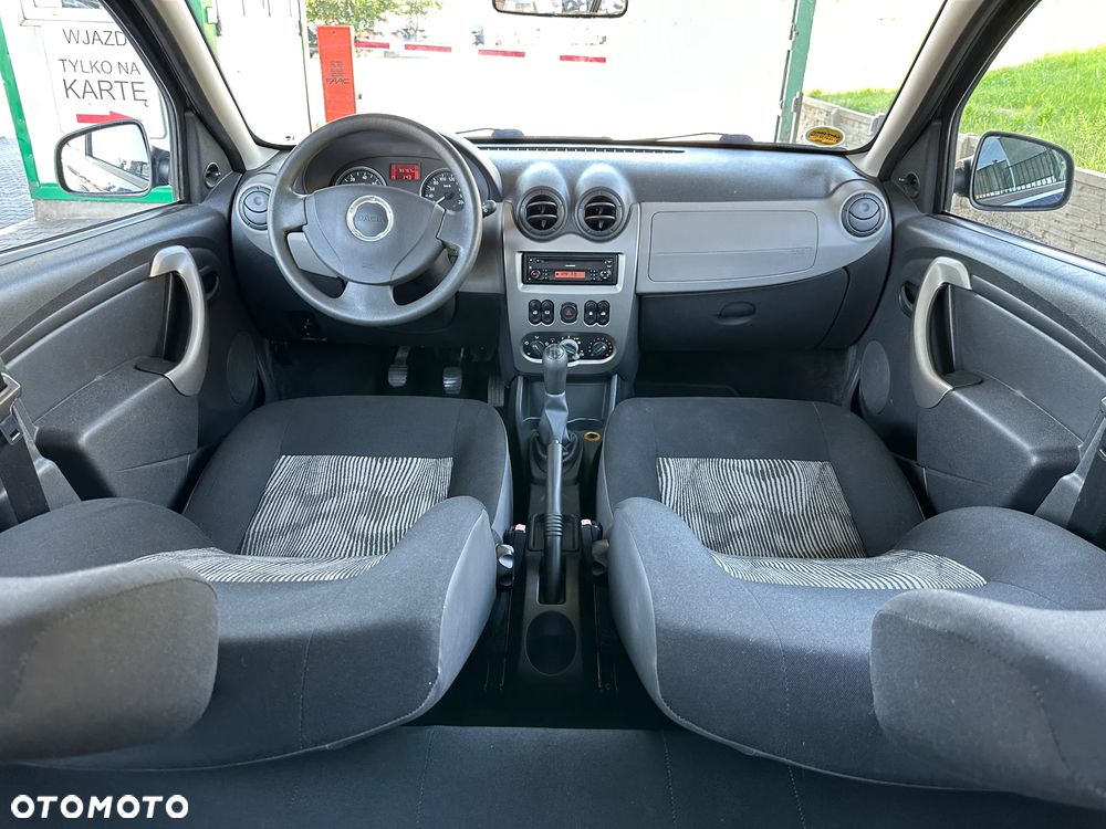 Dacia Sandero - 27