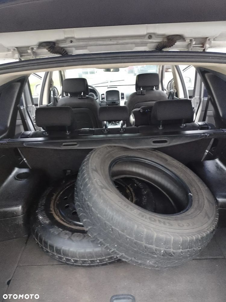 Chevrolet Captiva 2.4 LS 5os - 19