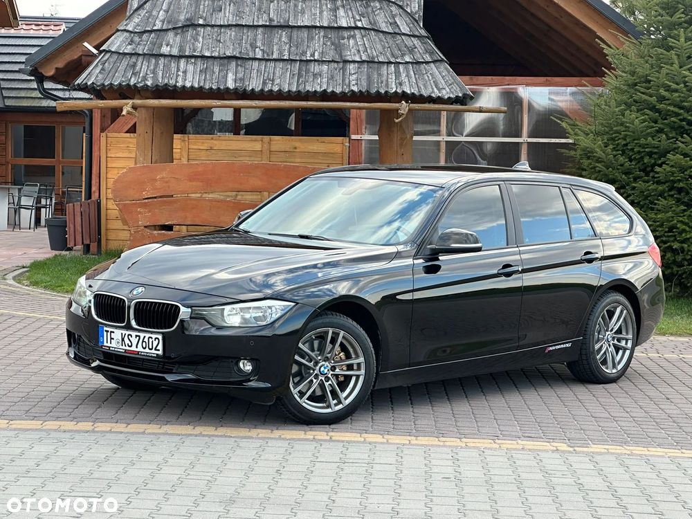 BMW Seria 3 320d - 25