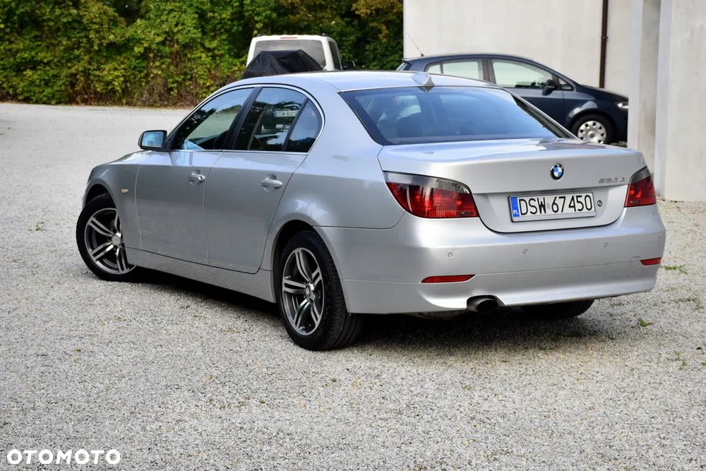 BMW Seria 5 - 16