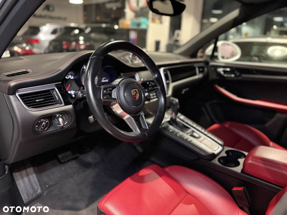 Porsche Macan S - 16