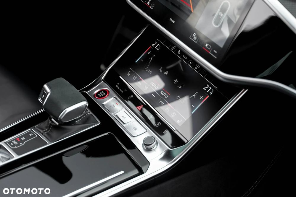 Audi RS6 Avant - 18