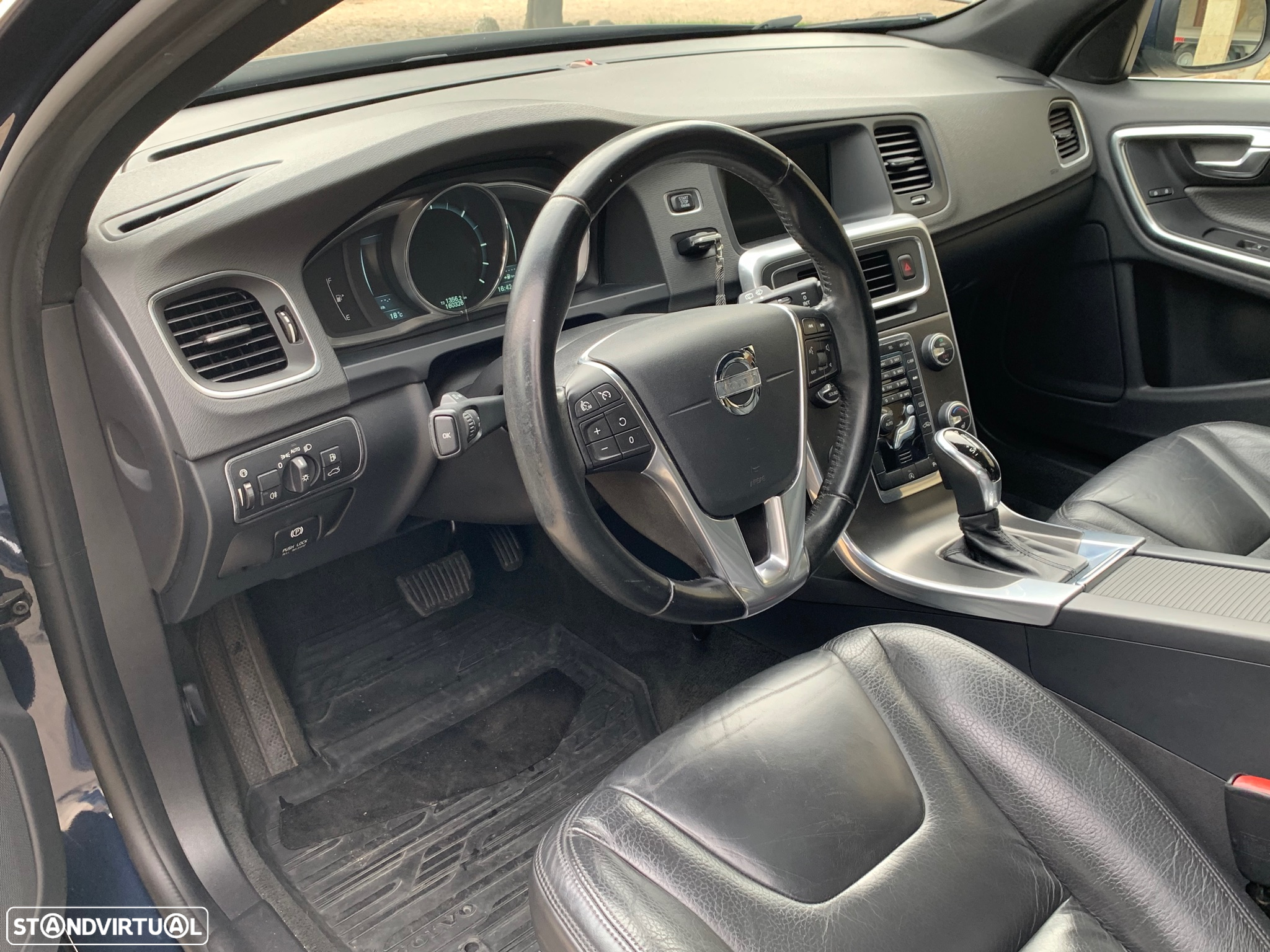 Volvo V60 D2 Geartronic Powershift Momentum - 9