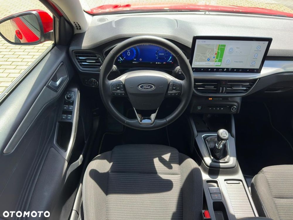 Ford Focus 1.0 EcoBoost Titanium X - 11